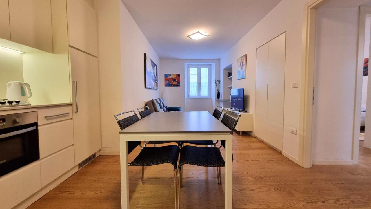 Roma 24 Apartment Trieste Luaran gambar
